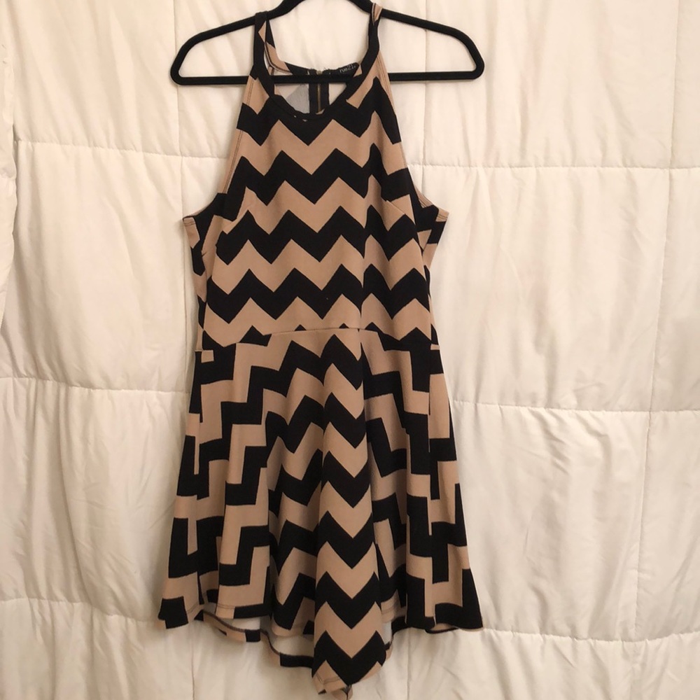Rue 21 zigzag dress